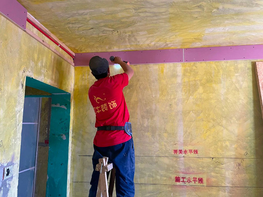 工地突击巡检,严苛工艺标准,细微之处见品质! 工地突击巡检,严苛工艺标准,细微之处见品质!