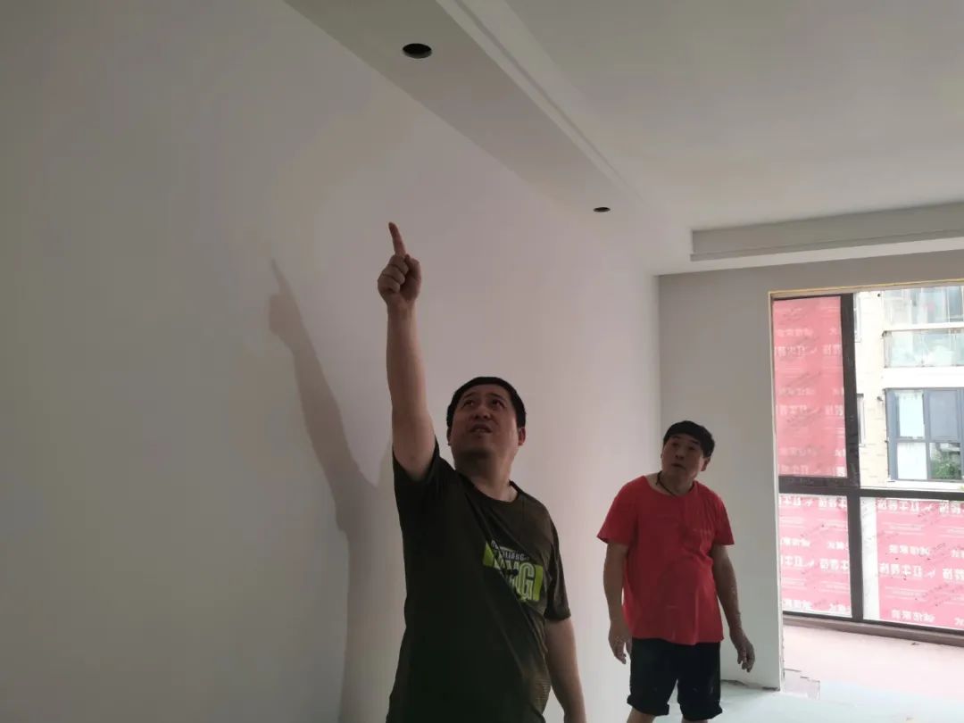 比起多变的天气,工地突击巡检才是最可怕的,但也最真实! 比起多变的天气,工地突击巡检才是最可怕的,但也最真实!