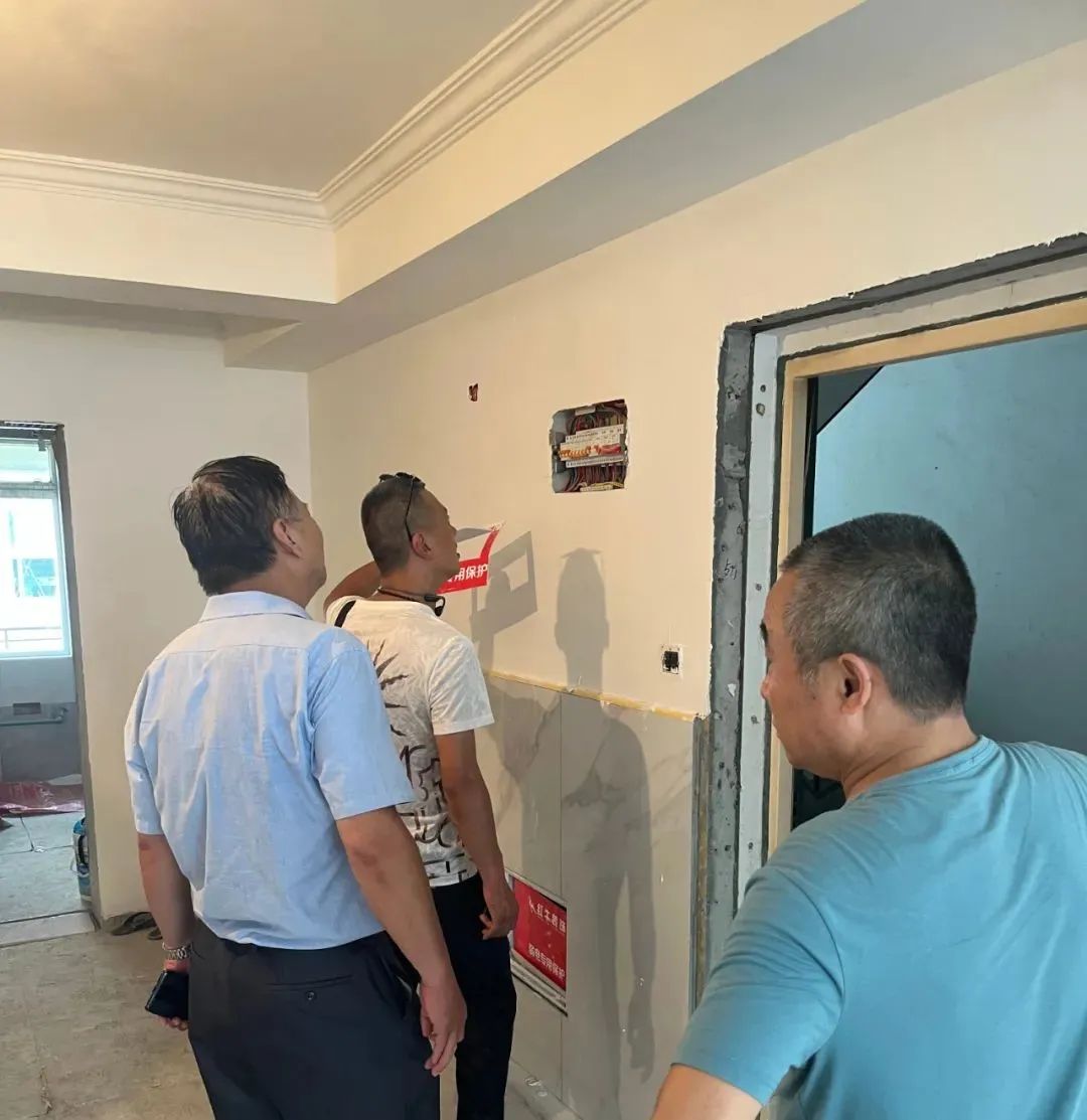工地突击巡检|为了工程质量,他们可以有多拼 工地突击巡检|为了工程质量,他们可以有多拼