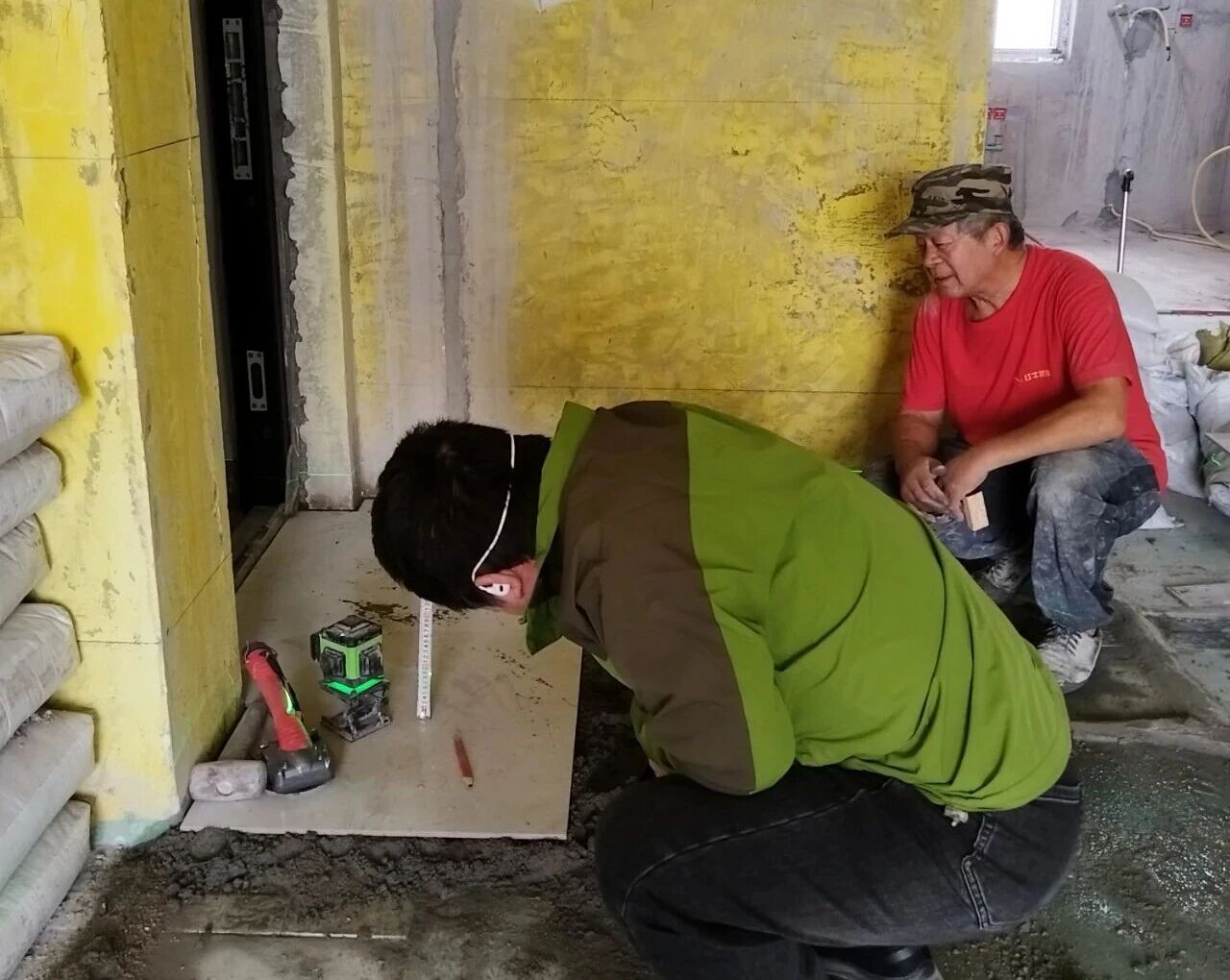 南京装修公司领航国际工地突击巡检:一厘一毫坚守品质,一心一意守护新家! 南京装修公司领航国际工地突击巡检:一厘一毫坚守品质,一心一意守护新家!