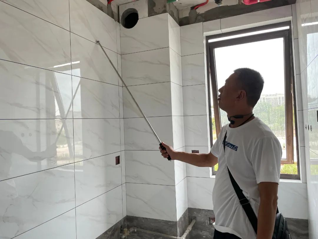 工程总监突击工地|精益求精,为业主严格把控质量关! 工程总监突击工地|精益求精,为业主严格把控质量关!