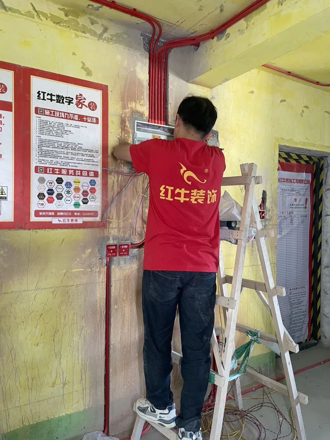 隐蔽工程不“隐蔽”!突击水电施工现场,看得见的品质与安心! 隐蔽工程不“隐蔽”!突击水电施工现场,看得见的品质与安心!