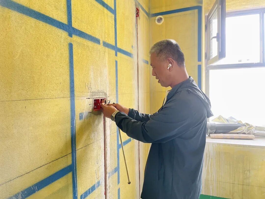 领航国际工地突击巡检:拒绝“表面功夫”,毫米级误差把控,品质交付我们是认真的! 领航国际工地突击巡检:拒绝“表面功夫”,毫米级误差把控,品质交付我们是认真的!