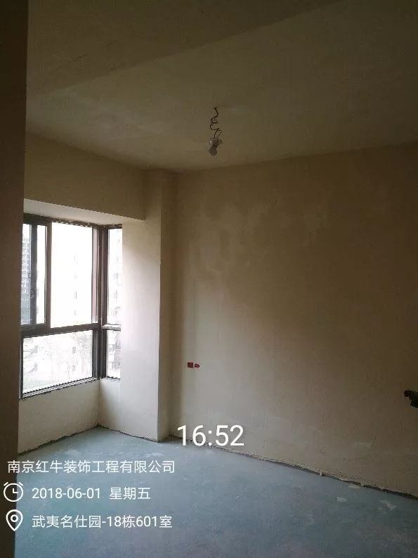 南京武夷名仕园124平米简美风格装修 享受家带来的温度32六月份_漆工上场