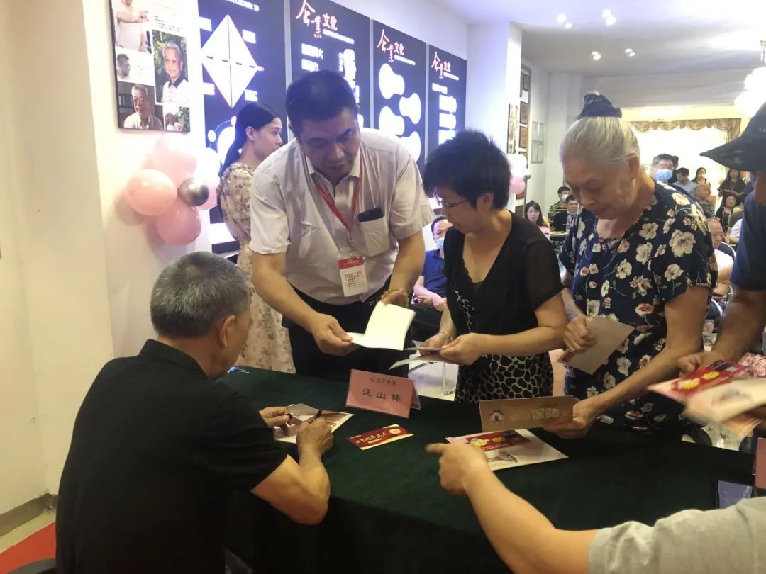23周年 | 领航国际店庆“总裁签售会”圆满结束 23周年 | 领航国际店庆“总裁签售会”圆满结束