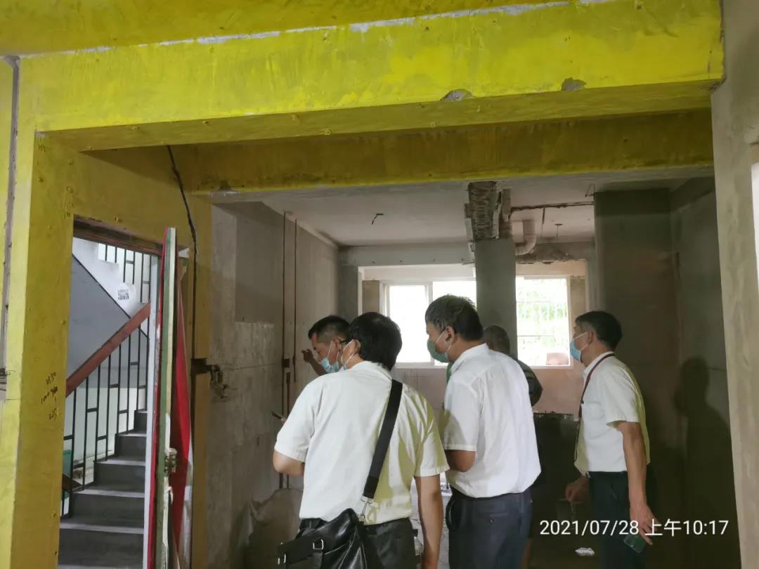 秉承匠心，品质监督！突击领航国际水电、瓦工施工现场！