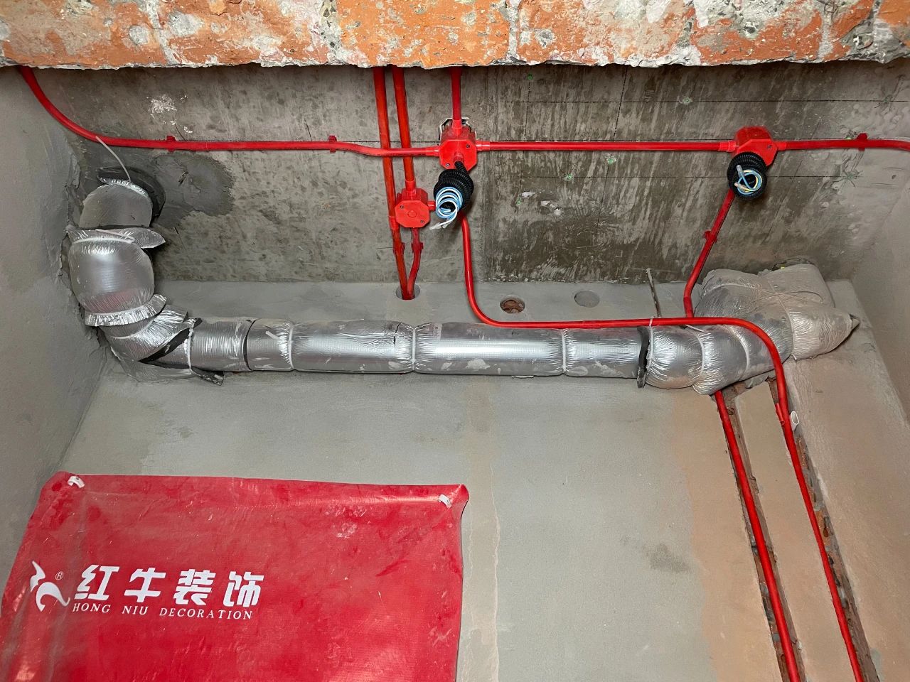 领航国际公司工地巡检:这水电施工现场,您给打几分? 领航国际公司工地巡检:这水电施工现场,您给打几分?