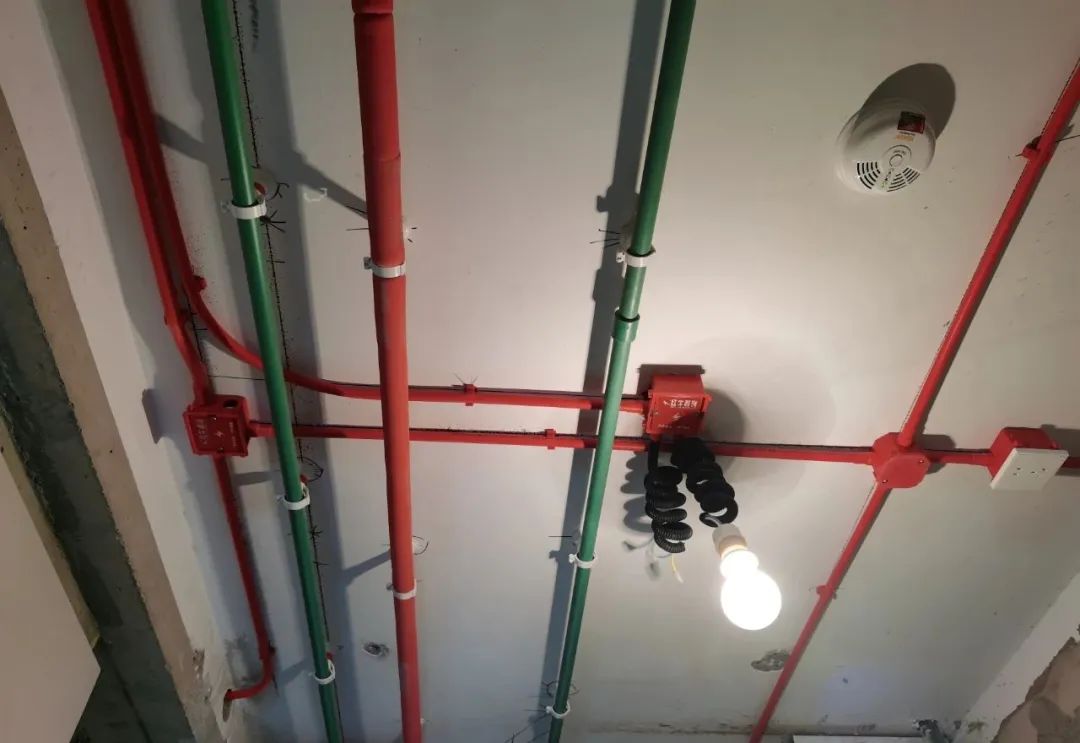 工地巡检|烈日炎炎,巡检步履依旧,坚守工程质量! 工地巡检|烈日炎炎,巡检步履依旧,坚守工程质量!