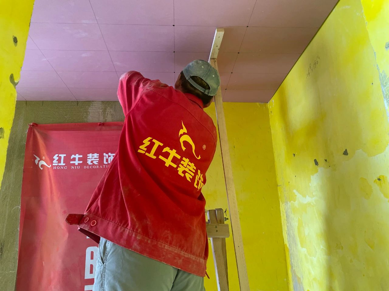 工地巡检|领航国际工程总监化身“细节控”,施工现场“揪问题”! 工地巡检|领航国际工程总监化身“细节控”,施工现场“揪问题”!