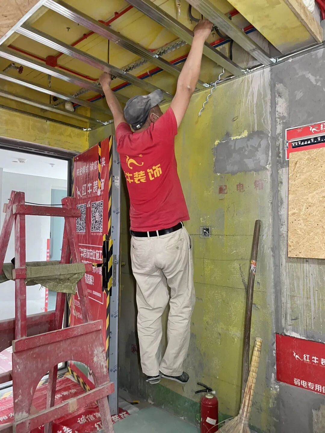 领航国际29年初心未改,脚步丈量工地,匠心守护每一个家! 领航国际29年初心未改,脚步丈量工地,匠心守护每一个家!