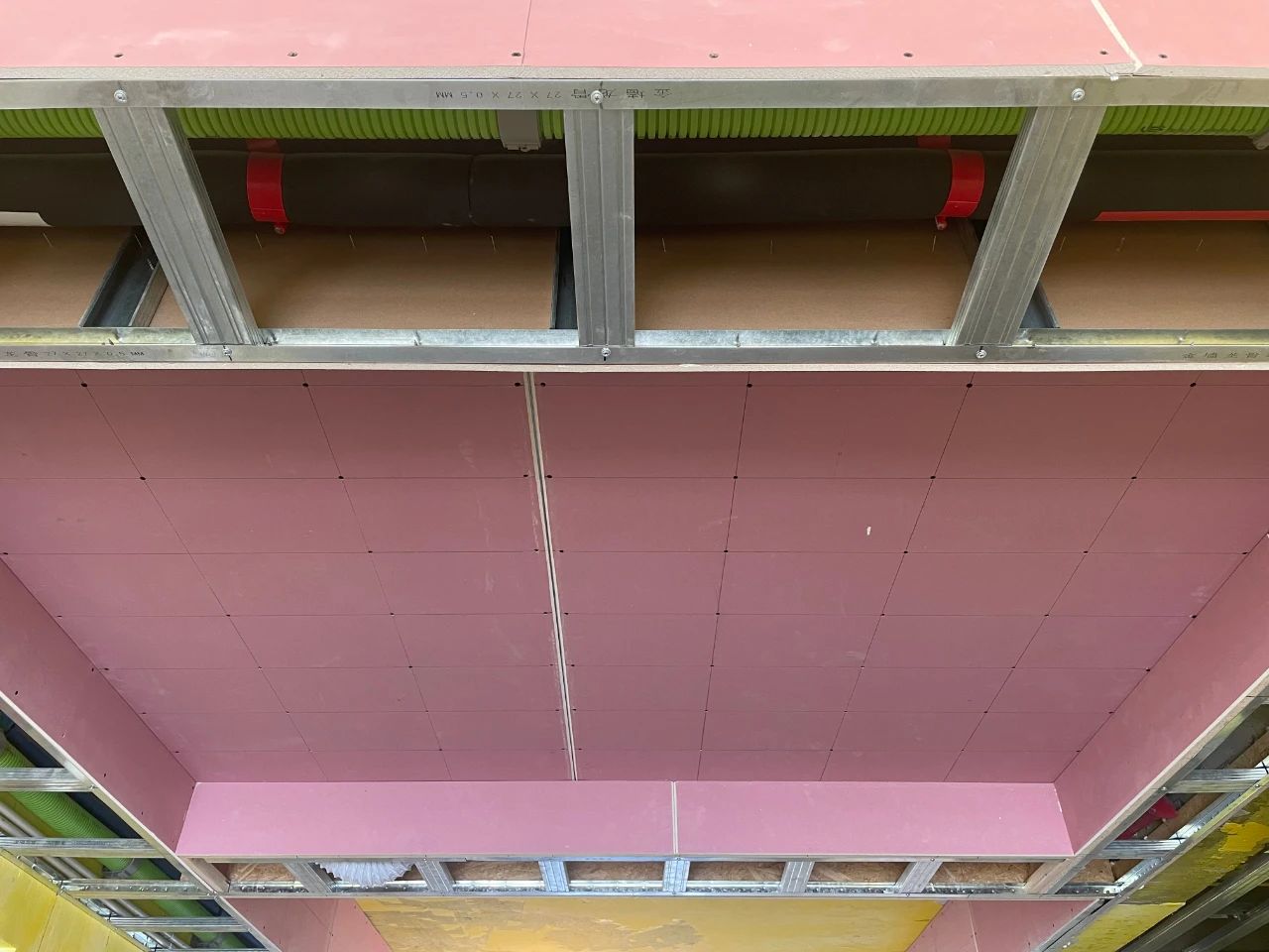 工地巡检|领航国际工程总监化身“细节控”,施工现场“揪问题”! 工地巡检|领航国际工程总监化身“细节控”,施工现场“揪问题”!