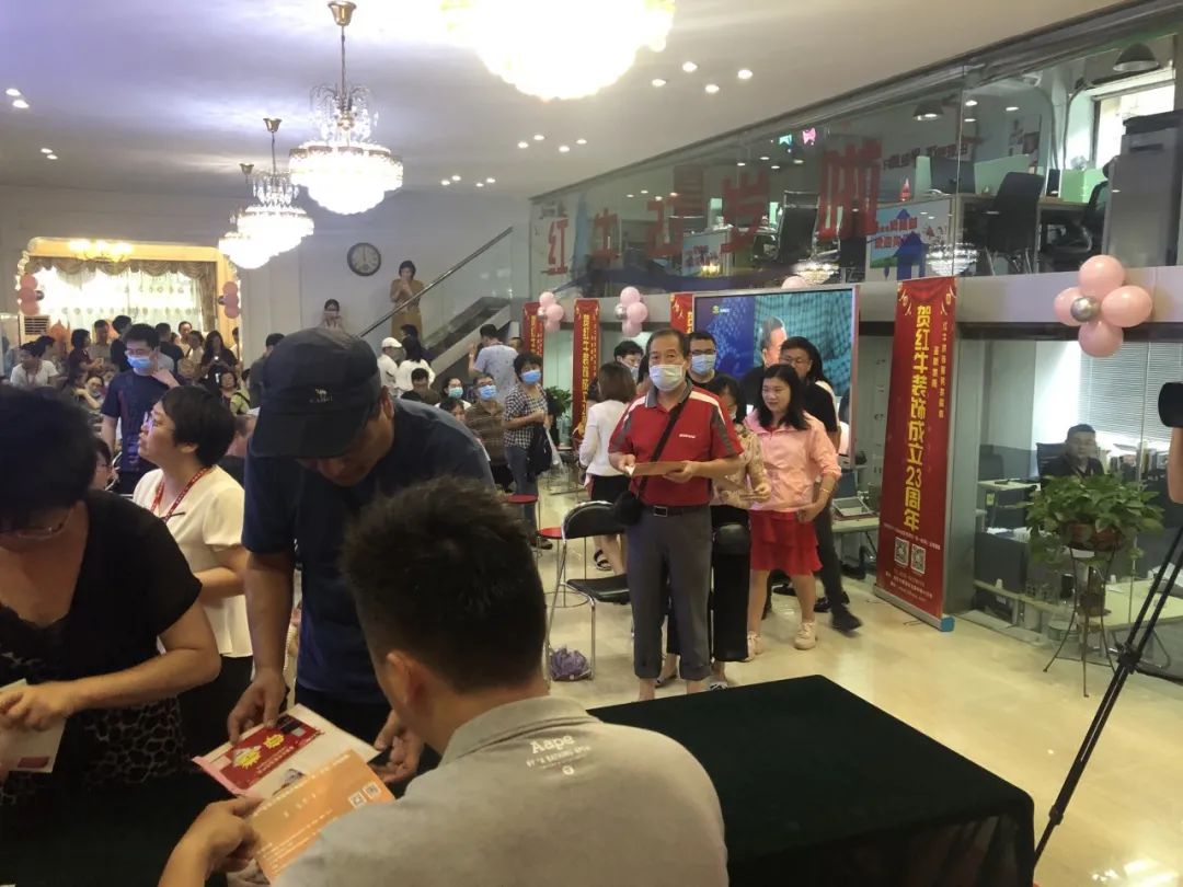 23周年 | 领航国际店庆“总裁签售会”圆满结束 23周年 | 领航国际店庆“总裁签售会”圆满结束