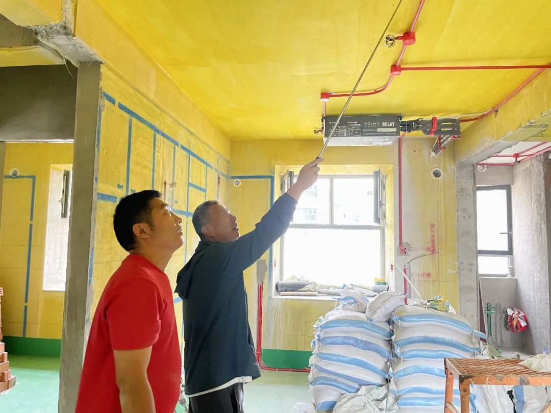 领航国际工地突击巡检:拒绝“表面功夫”,毫米级误差把控,品质交付我们是认真的! 领航国际工地突击巡检:拒绝“表面功夫”,毫米级误差把控,品质交付我们是认真的!