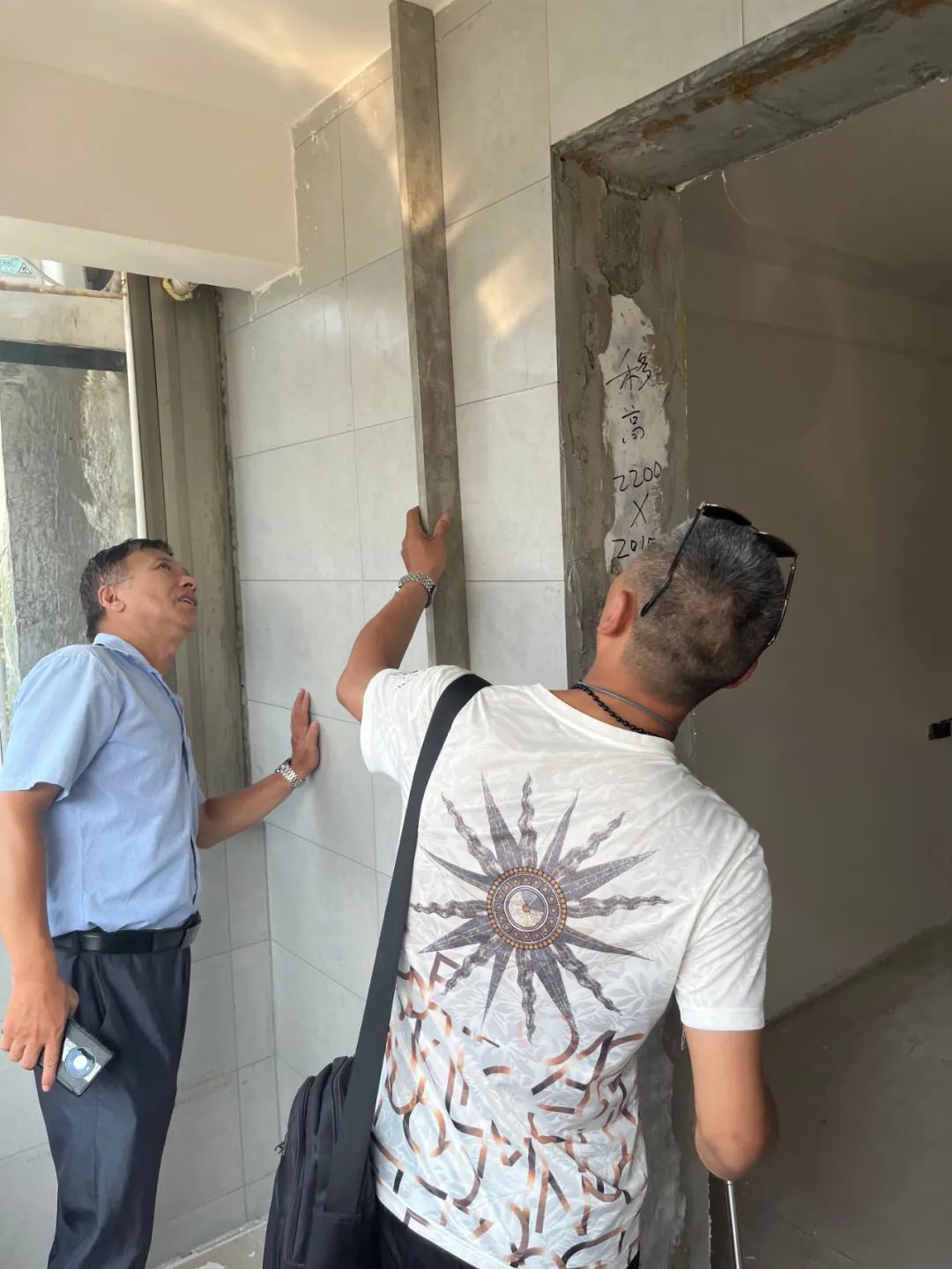 工地突击巡检|为了工程质量,他们可以有多拼 工地突击巡检|为了工程质量,他们可以有多拼