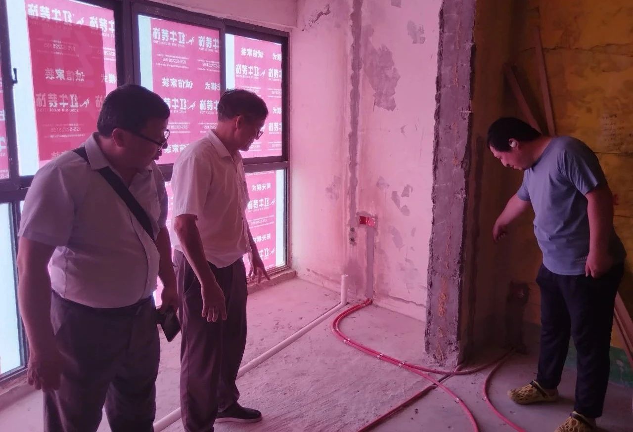 领航国际工地巡检:风雨兼程抓品质,履行承诺不停歇! 领航国际工地巡检:风雨兼程抓品质,履行承诺不停歇!