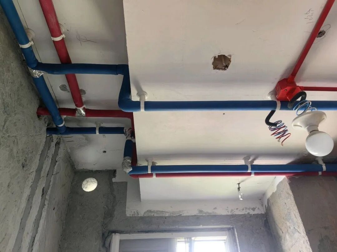 领航国际工地巡检记:藏在墙里的工艺与标准,必须严格把关! 领航国际工地巡检记:藏在墙里的工艺与标准,必须严格把关!